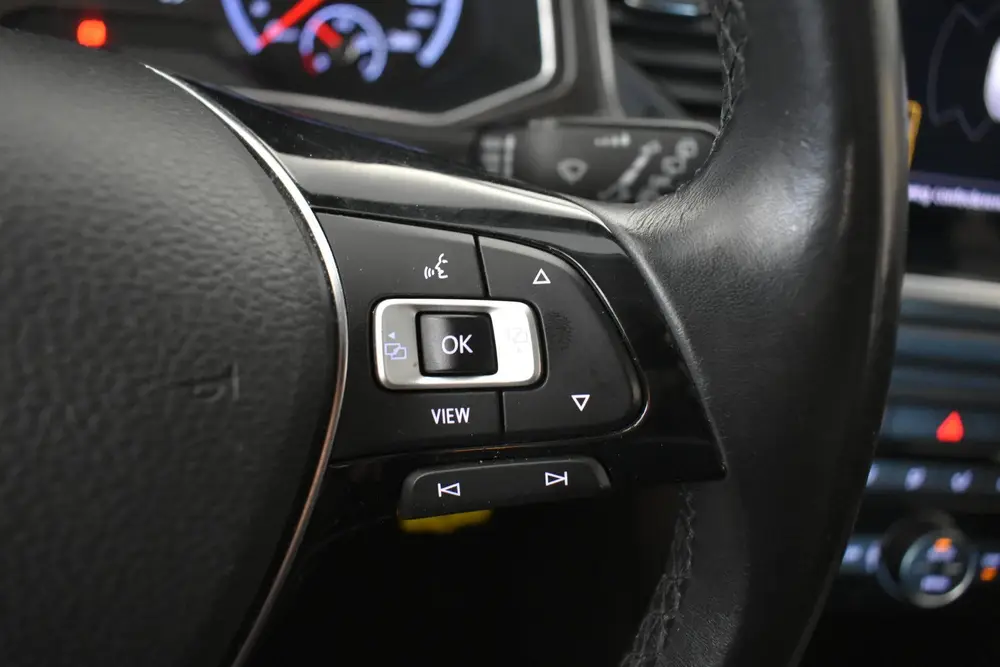 Volkswagen T-Roc 1.0 TSI Style Buss EL aKlep Trekh Navi app uit 2019, foto 8
