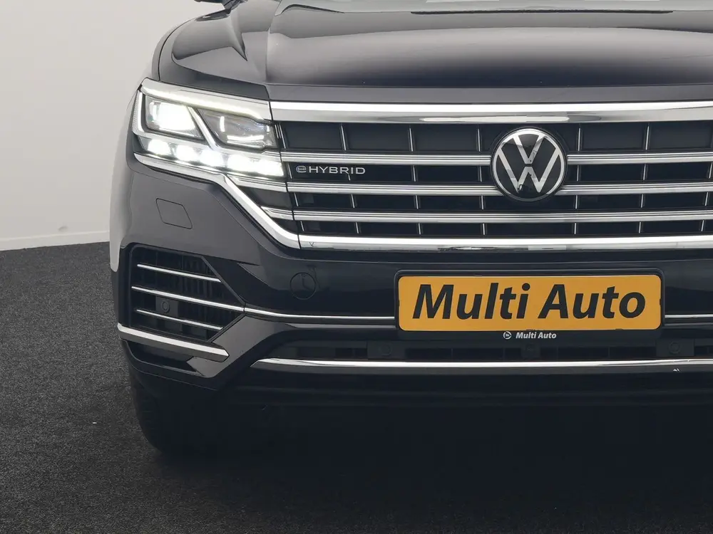 Volkswagen Touareg 3.0 TSi eHybrid 4MOTION PHEV 381pk Dealer uit 2022, foto 17