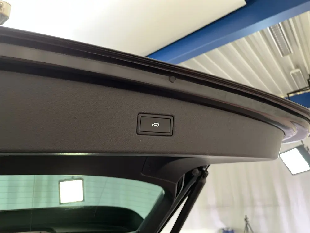 Volkswagen Tiguan 1.5 TSI DSG R-Line Business+ Camera Sfeerv uit 2021, foto 16