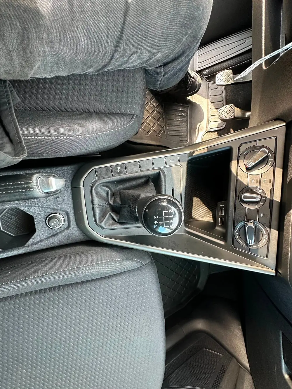 Volkswagen Polo 1.0 TSI Comfortline uit 2019, foto 16