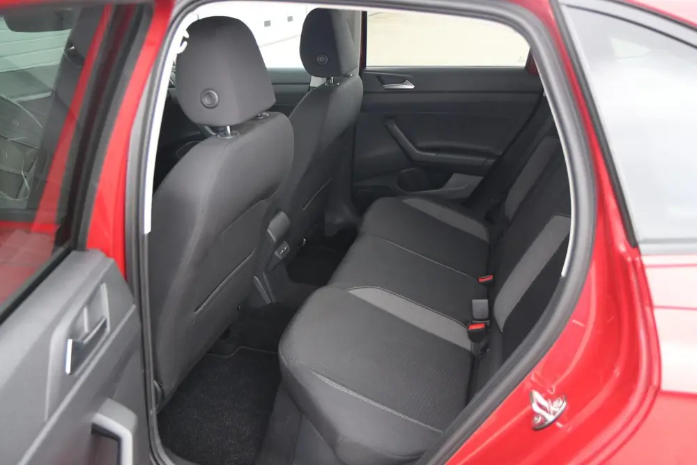 Volkswagen Taigo 1.0 TSI 95pk Life | Trekhaak | Navigatie | uit 2023, foto 14