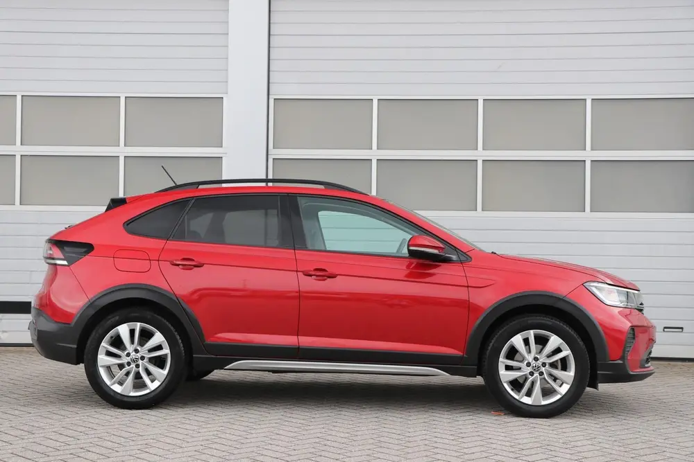 Volkswagen Taigo 1.0 TSI 95pk Life | Trekhaak | Navigatie | uit 2023, foto 3