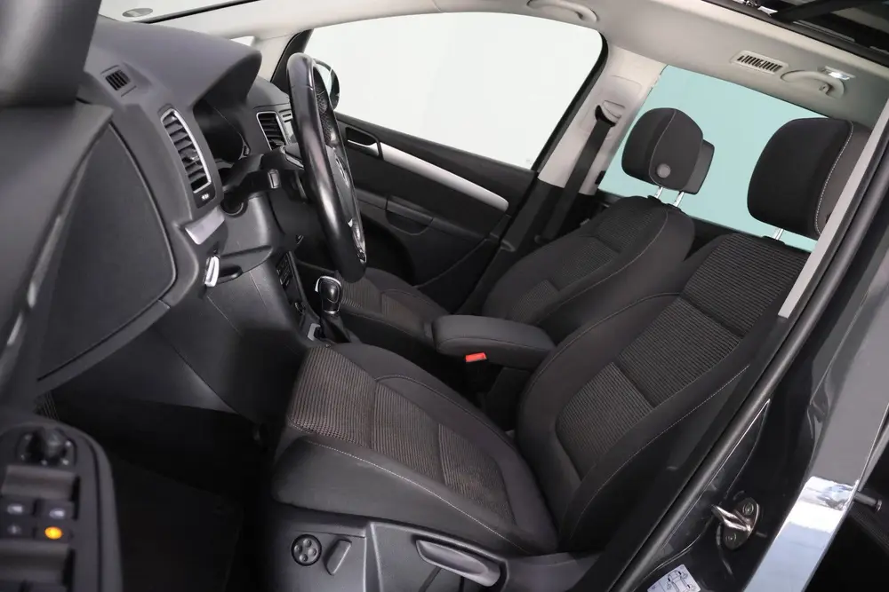 Volkswagen Sharan 1.4 TSI Dsg 7p COMFORTLINE PANO | ACC | NA uit 2019, foto 10
