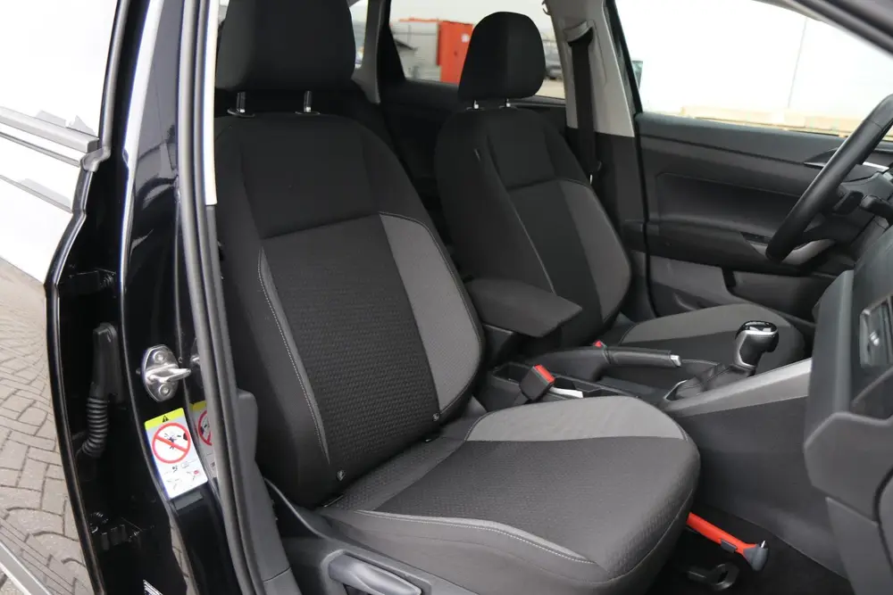 Volkswagen Taigo 1.0 TSI 115pk DSG Oranje Edition | App Conn uit 2024, foto 17