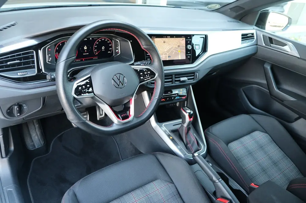 Volkswagen Polo 2.0 TSI GTI Facelift DSG 207PK Navi IQ Led A uit 2022, foto 3