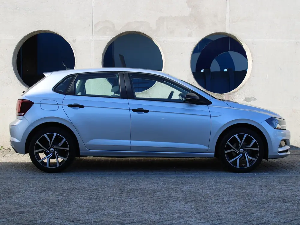 Volkswagen Polo 1.0 MPI Trendline | MULTI MEDIA DISPLAY | AI uit 2019, foto 5