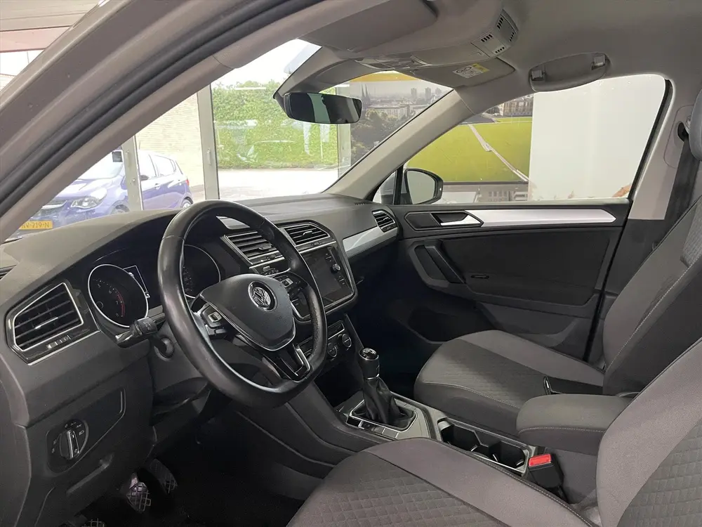 Volkswagen Tiguan 1.5 TSI 130pk Comfortline *NAVI* uit 2019, foto 7