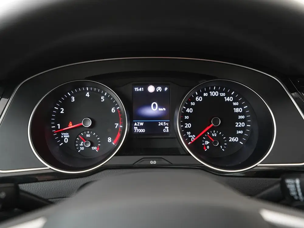 Volkswagen Passat Variant 1.5 TSI Business DSG | Panoramadak uit 2023, foto 8