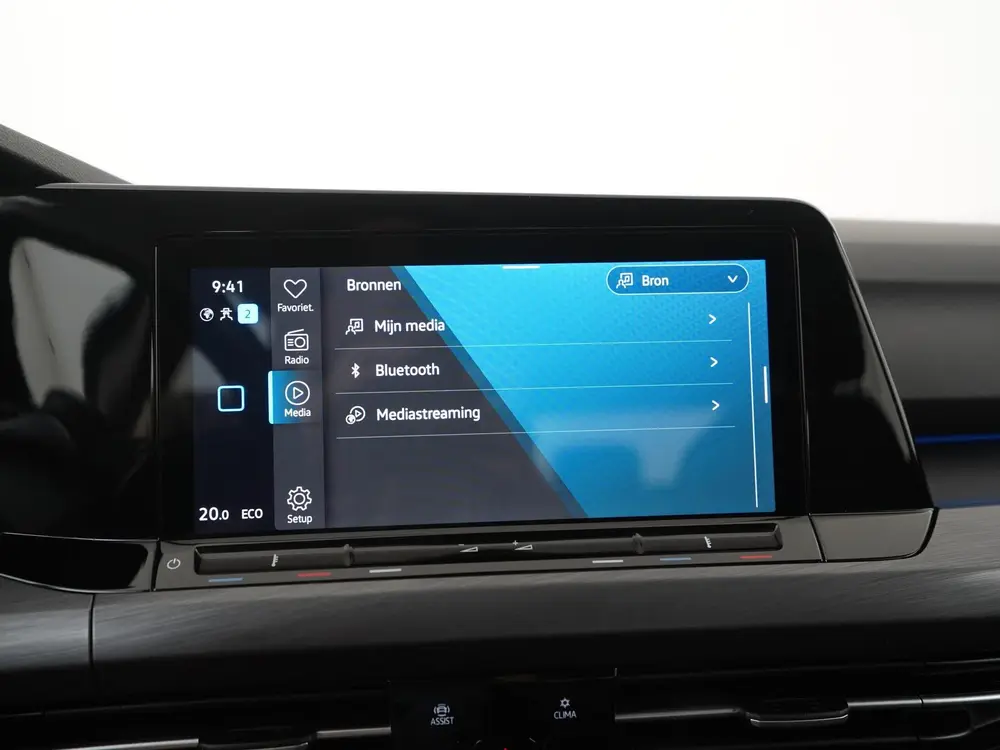Volkswagen Golf 1.4 eHybrid Style | Camera | 17'' Ventura | uit 2021, foto 17