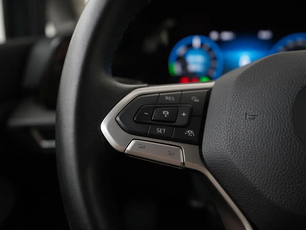 Volkswagen Golf 1.4 eHybrid Style | Camera | 17'' Ventura | uit 2021, foto 9