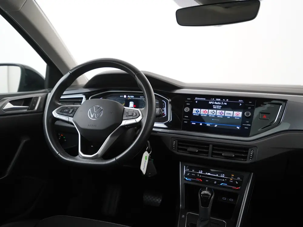 Volkswagen Taigo 1.0 TSI Style DSG | Schuifdak | Camera | Zo uit 2022, foto 5