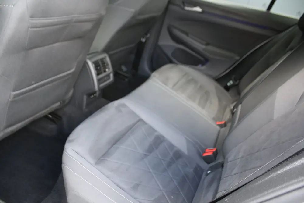 Volkswagen Golf 2.0 TDI Life Business - NETTO EXPORT 13888 uit 2022, foto 5