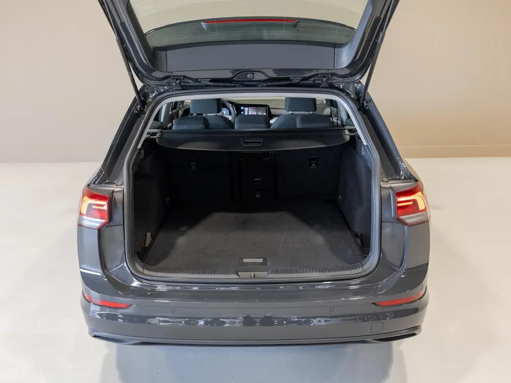 Volkswagen Golf Variant 1.0 TSI Life 110pk / Airco / Stoelve uit 2023, foto 14