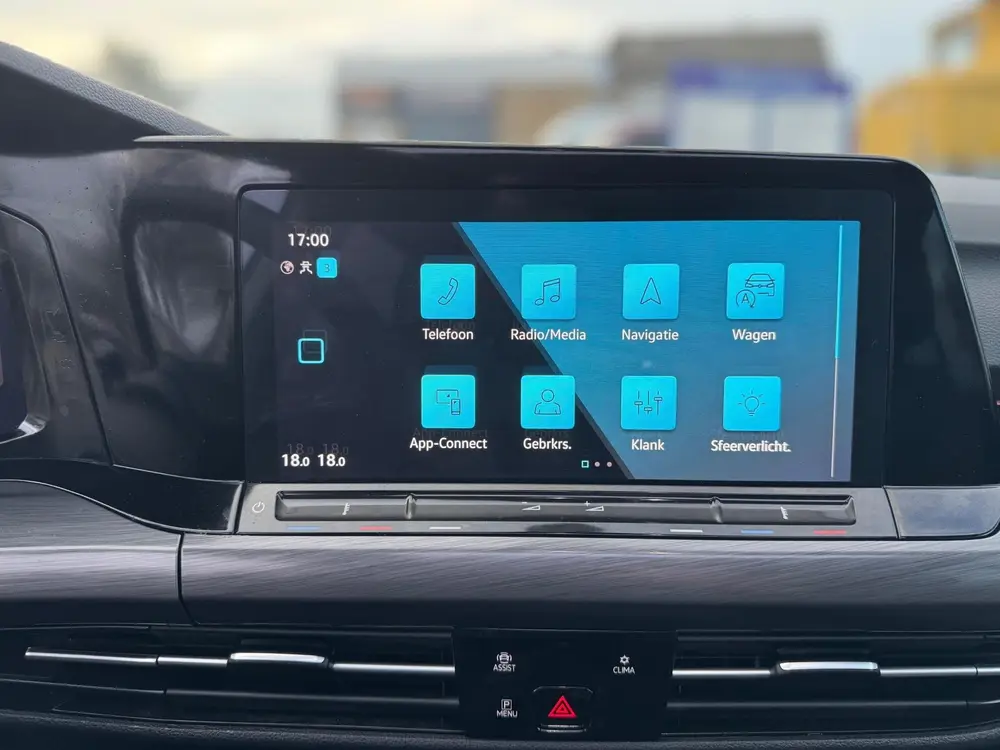 Volkswagen Golf 1.5 eTSI Style / panorama / automaat / airco uit 2020, foto 13