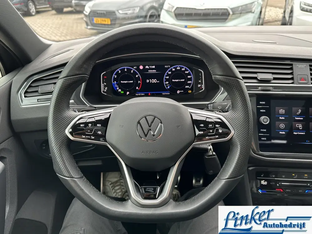 Volkswagen Tiguan 1.5 TSI R-Line - PANODAK EL-TREKH CAMERA uit 2022, foto 16