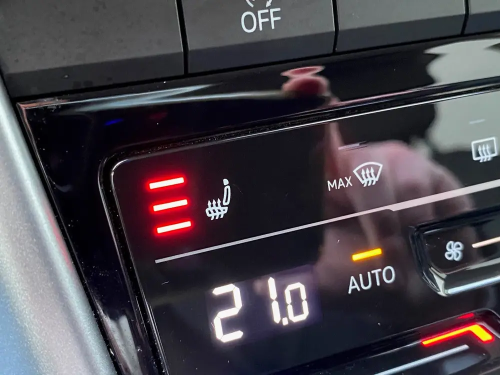 Volkswagen T-Roc 1.5 TSI Life Business Carplay / Stl.verw uit 2022, foto 16