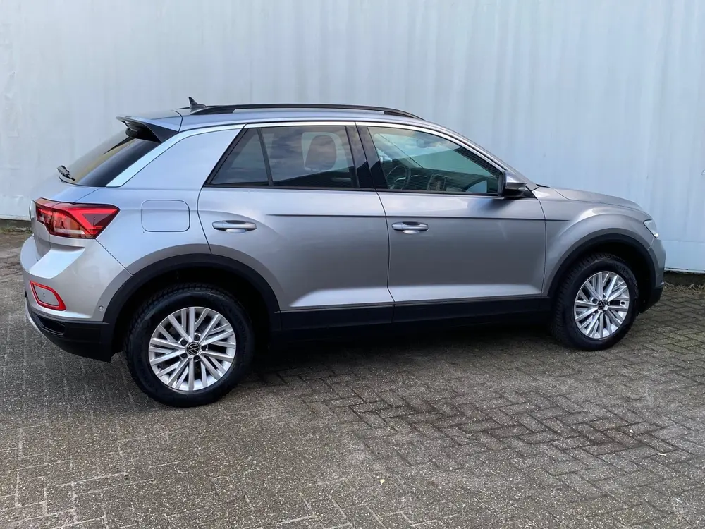 Volkswagen T-Roc 1.5 TSI Life Business Carplay / Stl.verw uit 2022, foto 4