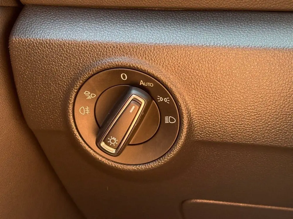 Volkswagen T-Roc 1.0 TSI R-LINE FACELIFT NAVI CAMERA CARPLAY uit 2023, foto 12