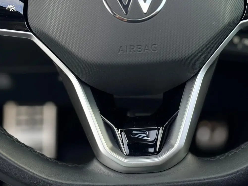 Volkswagen Tiguan 1.4 TSI eHybrid R-Line Pano uit 2021, foto 16