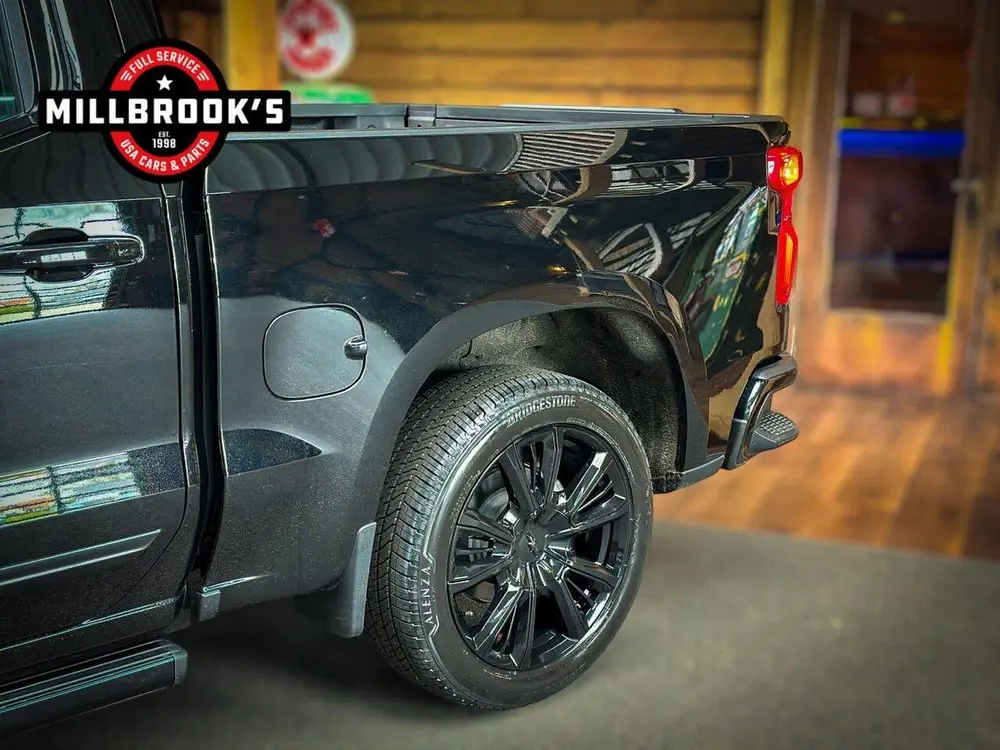 Chevrolet Silverado High Country Black Edition 6.2 V8 420 PK uit 2024, foto 3