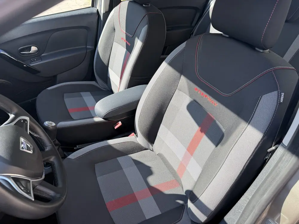 Dacia Sandero 0.9 TCe Tech Road * 82.766 Km * Navi * uit 2019, foto 12