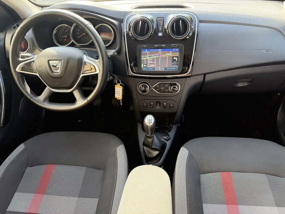 Dacia Sandero 0.9 TCe Tech Road * 82.766 Km * Navi * uit 2019, foto 3