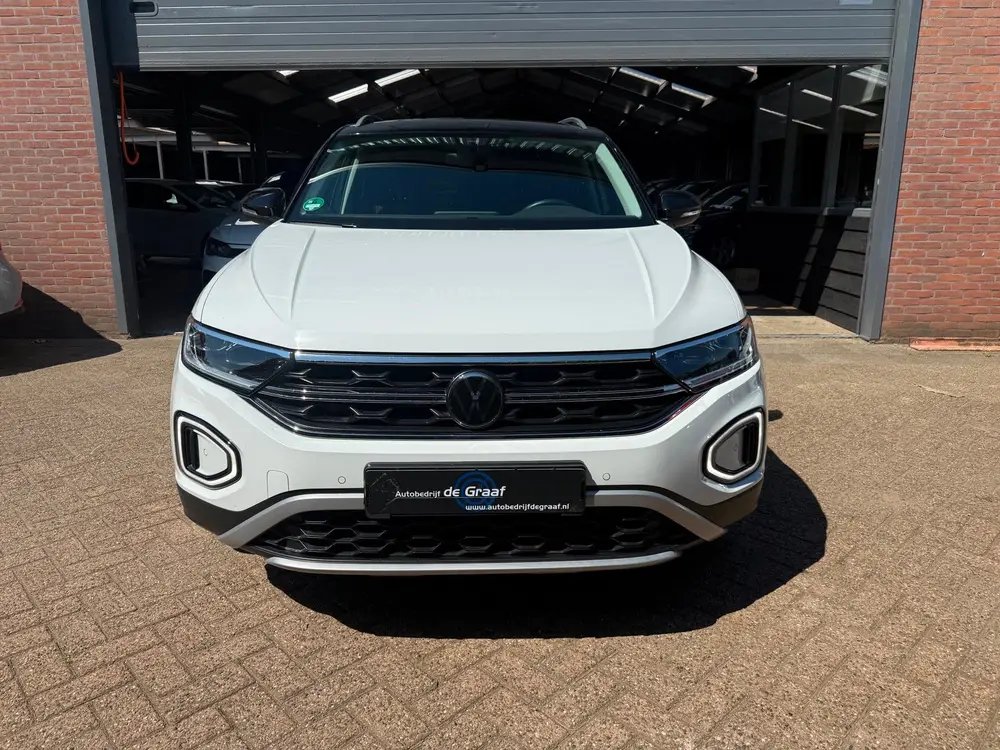 Volkswagen T-Roc 1.5 TSI DSG|ACC/DIGITAAL/TRHK/IQ-LIGHTSKM94 uit 2022, foto 16