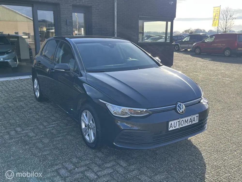 Volkswagen Golf 1.5 eTSI Life Business uit 2022, foto 6
