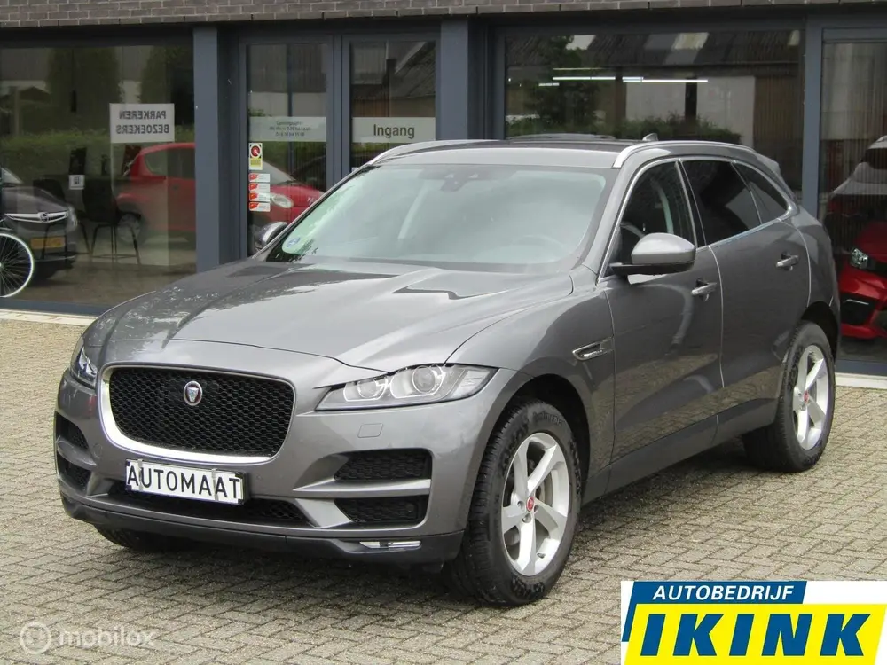Jaguar F-Pace 2.0t AWD R-Sport | Trekhaak, Winterpakket uit 2019