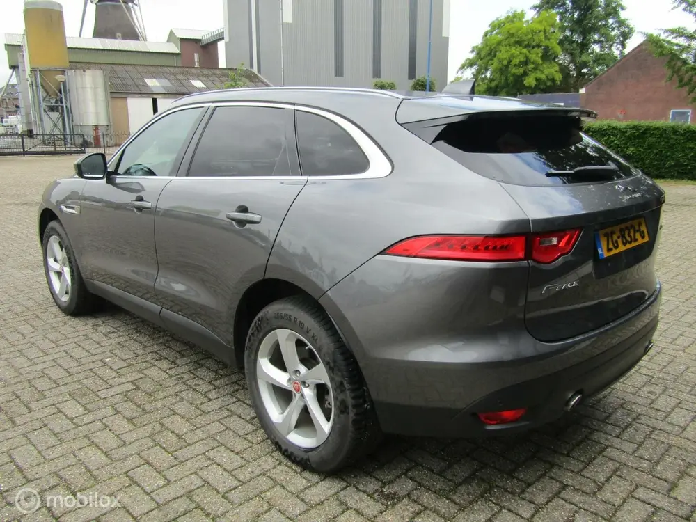 Jaguar F-Pace 2.0t AWD R-Sport | Trekhaak, Winterpakket uit 2019, foto 7