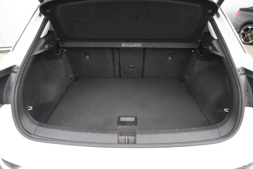 Volkswagen T-Roc 1.0 TSI Style Business Trekhaak 18 inch Zwa uit 2021, foto 9