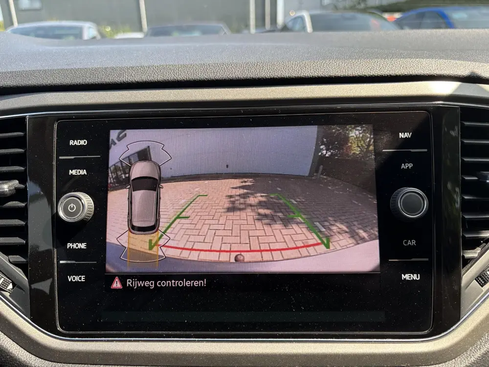 Volkswagen T-Roc 1.0 TSI Style Business | Navigatie | Camera uit 2022, foto 10