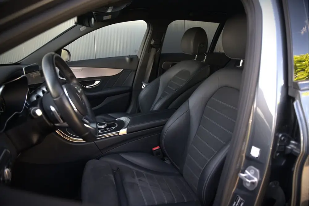 Mercedes-Benz C-Klasse Estate 160 Business Solution AMG Limi uit 2020, foto 3