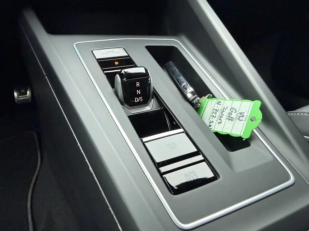 Volkswagen Golf 1.5 eTSI R-Line Business+ ✅ Vitrual cockpi uit 2022, foto 16