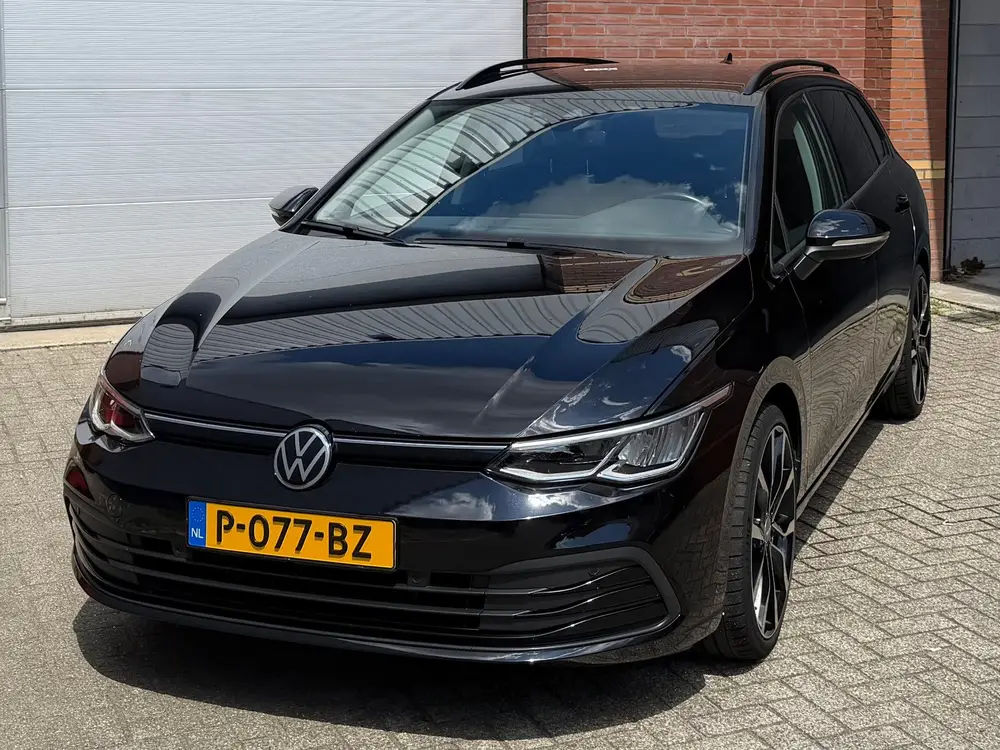 Volkswagen Golf Variant 1.0 eTSI Life Business uit 2021, foto 3