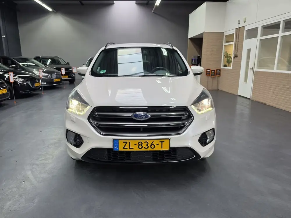 Ford Kuga 1.5 EcoBoost ST Line CAMERA LED TREKHAAK CARPLAY N uit 2019, foto 2