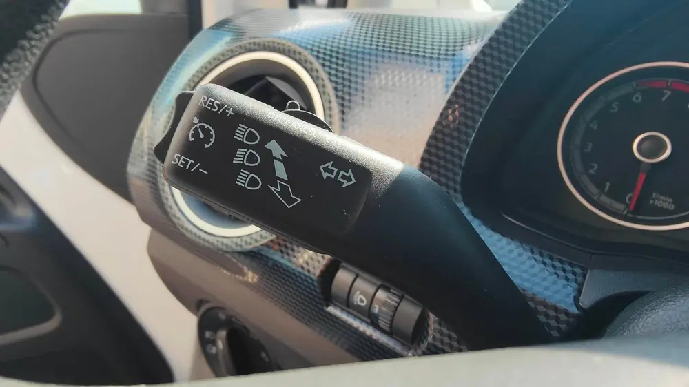 Volkswagen Up! 1.0 BMT move up! uit 2019, foto 10