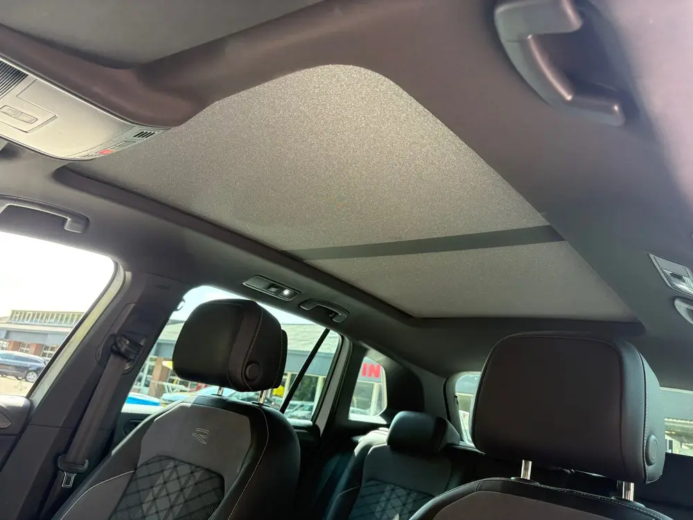 Volkswagen Tiguan 1.4 TSI eHybrid R-Line Business+ - IQ ligh uit 2023, foto 18