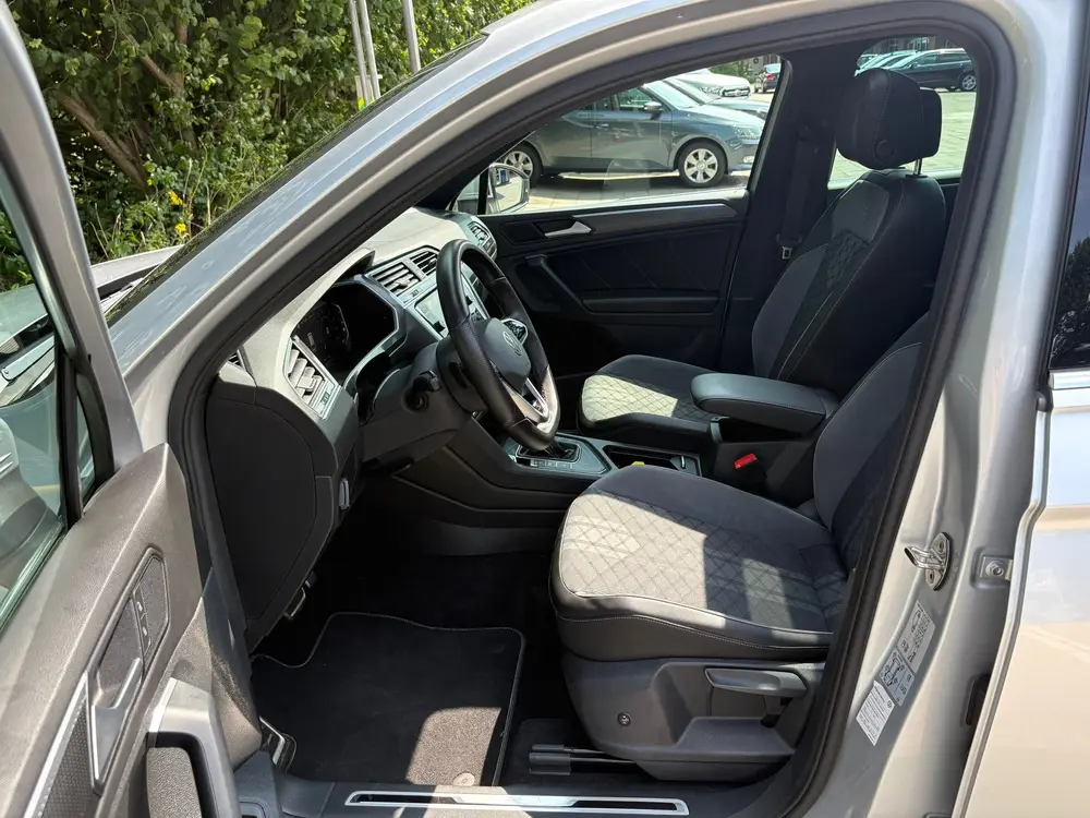 Volkswagen Tiguan 1.4 TSI eHybrid R-Line Business+ - IQ ligh uit 2023, foto 9