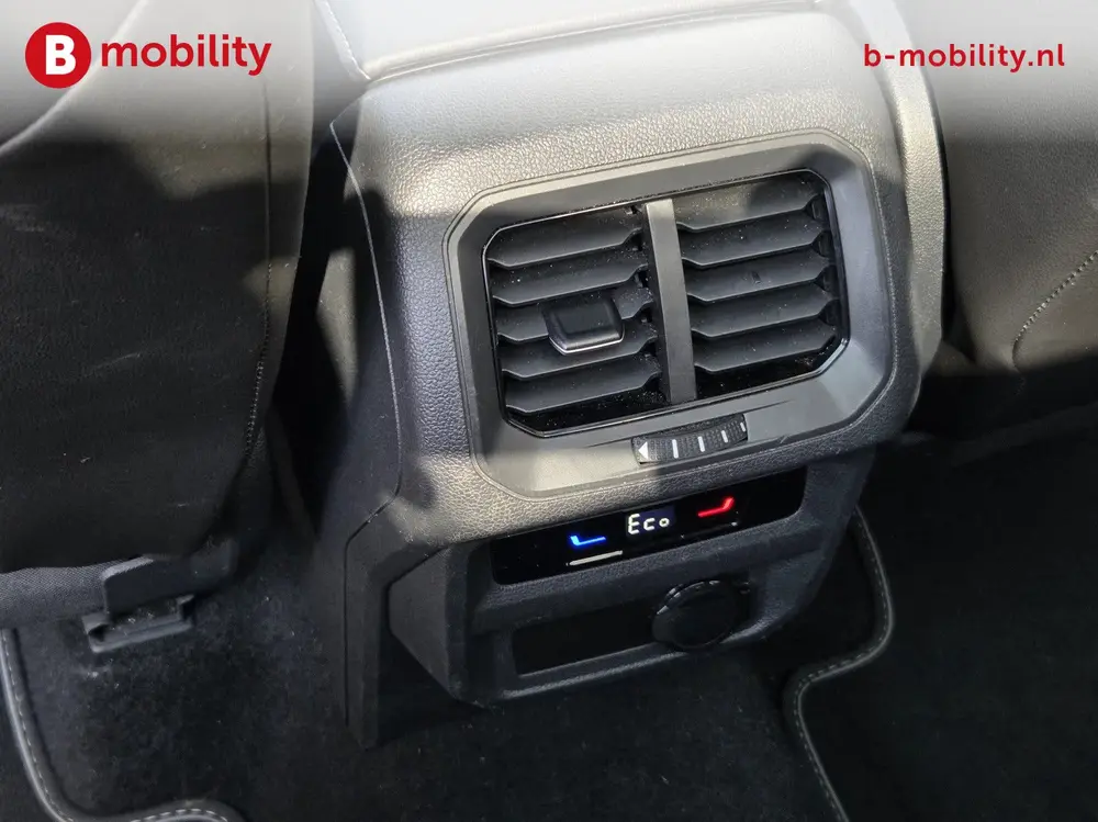 Volkswagen Tiguan 1.4 TSI eHybrid R-Line Trekhaak 1800kg Pan uit 2024, foto 14