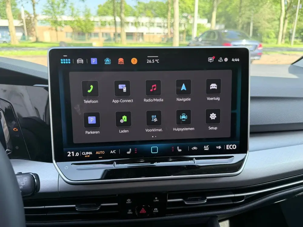 Volkswagen Golf 1.5 eHybrid Life Edition | Facelift | BTW au uit 2025, foto 17