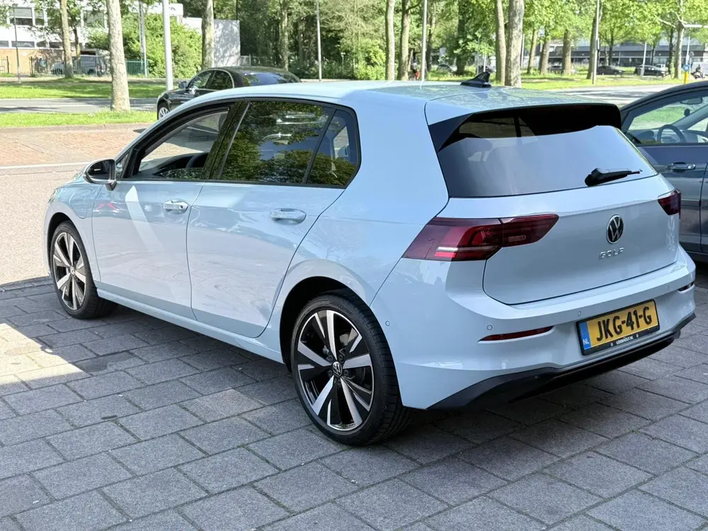 Volkswagen Golf 1.5 eHybrid Life Edition | Facelift | BTW au uit 2025, foto 2