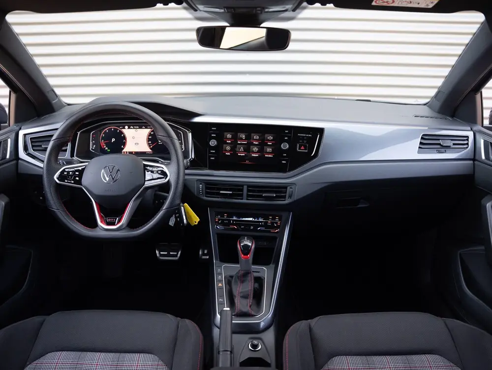 Volkswagen Polo 2.0 TSI GTI Navi Lane Camera Cruise 1jaar Ga uit 2023, foto 16