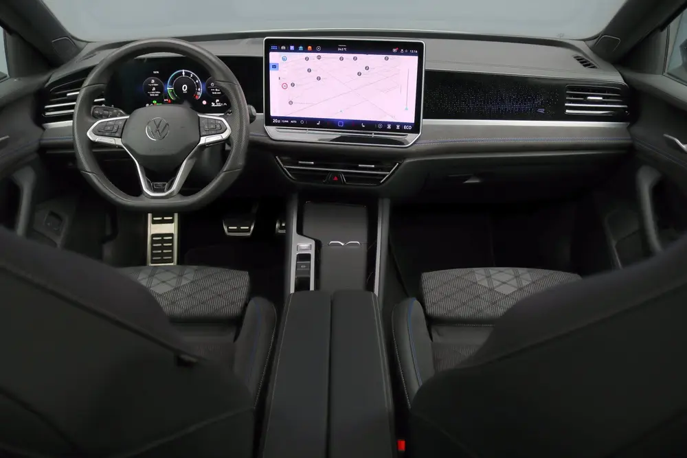 Volkswagen Passat Variant 1.5 eHybrid R-Line Edition | ACC | uit 2024, foto 2