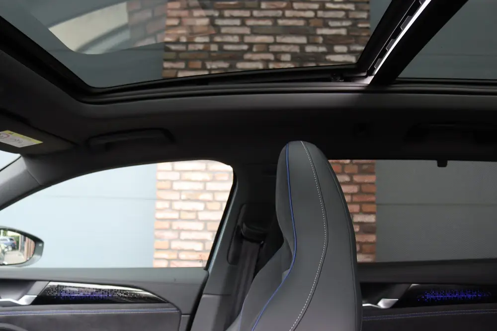 Volkswagen Passat Variant 1.5 eHybrid R-Line Edition | ACC | uit 2024, foto 4