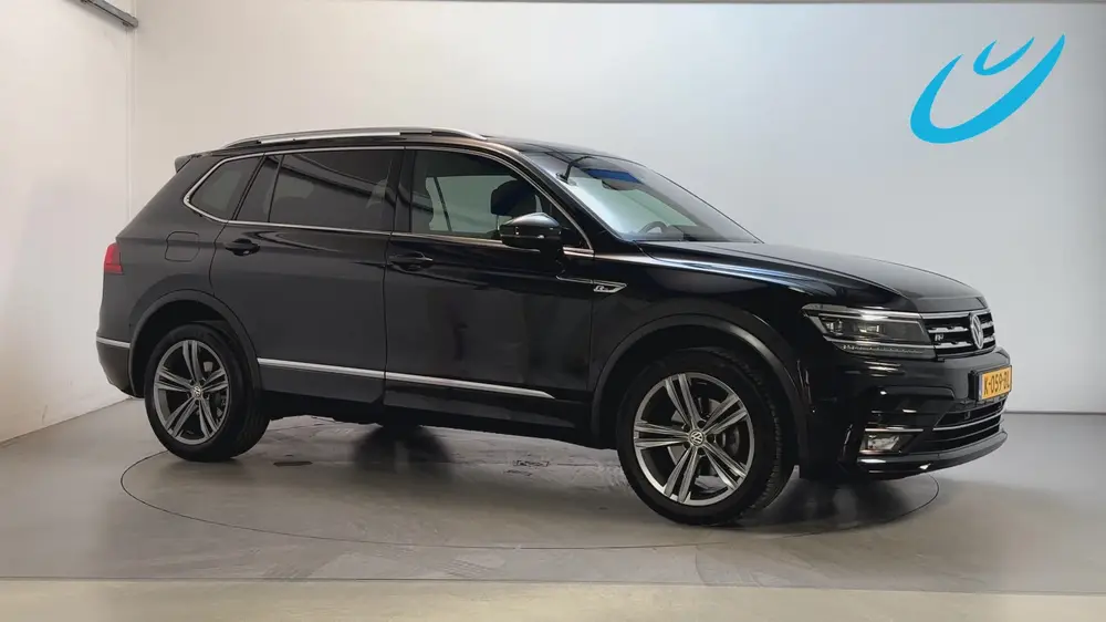 Volkswagen Tiguan Allspace 1.5 TSI Highline Business R Panor uit 2020