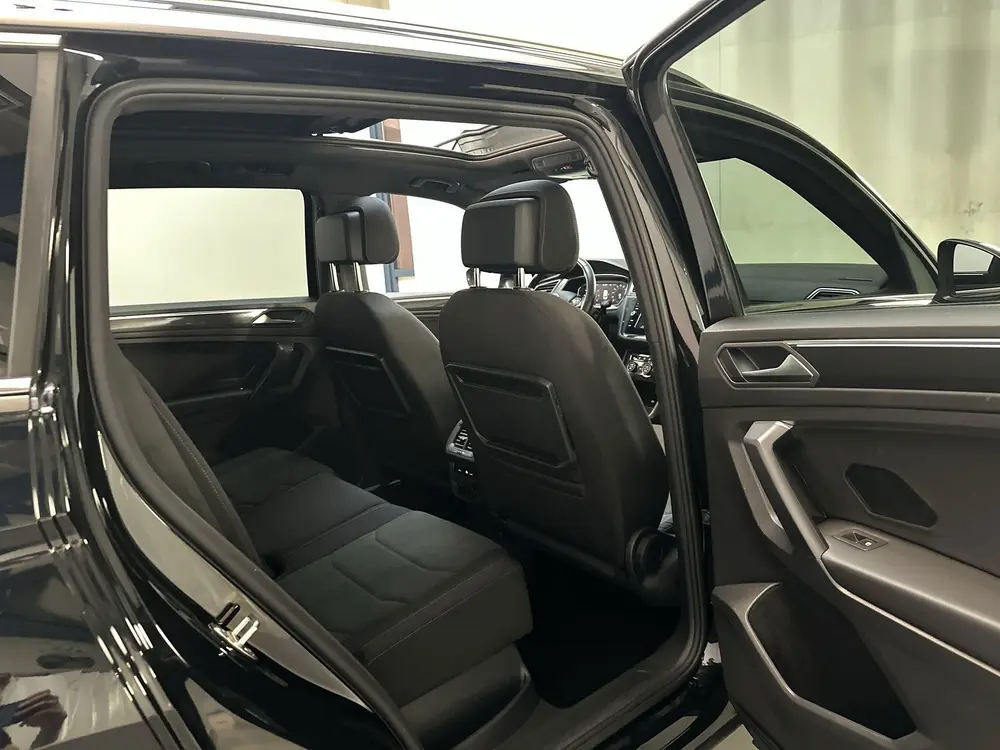 Volkswagen Tiguan Allspace 1.5 TSI Highline Business R Panor uit 2020, foto 9