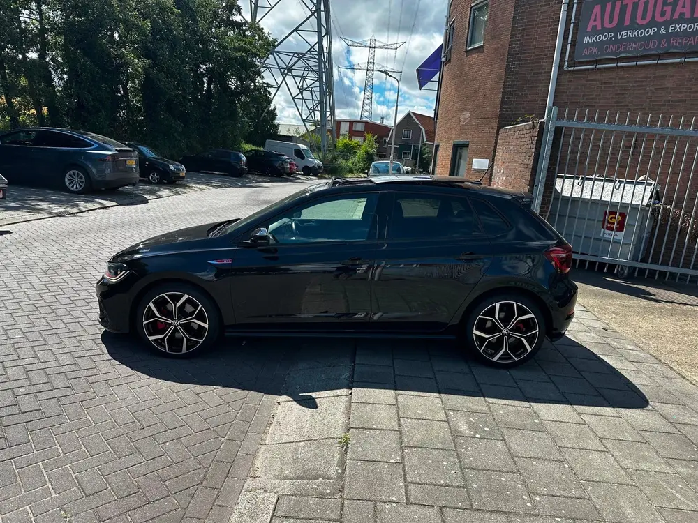 Volkswagen Polo 2.0 TSI GTI uit 2023, foto 2