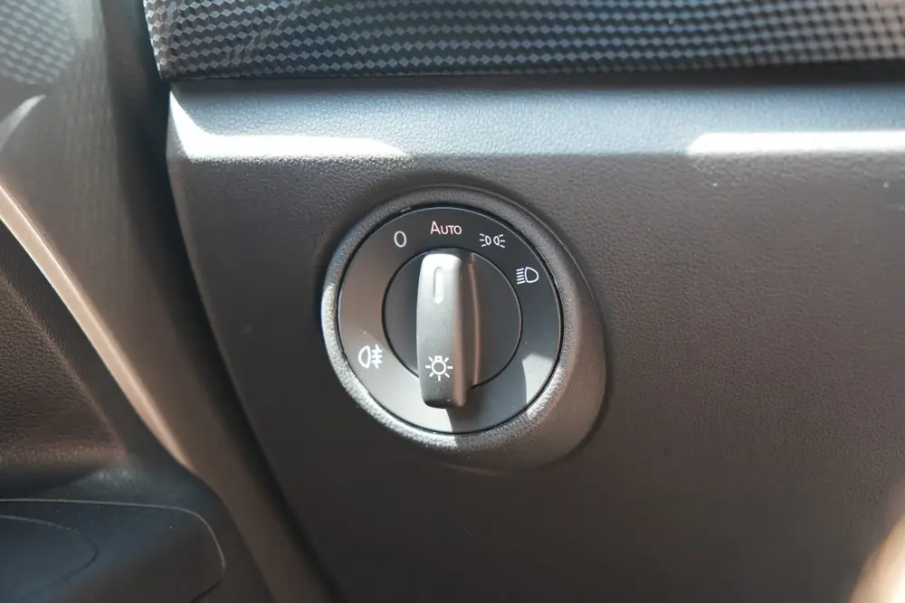 Volkswagen Up! 1.0 - Cruise - Camera - PDC - Bluetooth - DAB uit 2022, foto 10