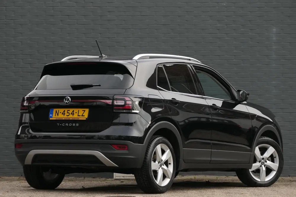 Volkswagen T-Cross 1.0 TSI Style Automaat | Virtual Cockpit uit 2021, foto 2